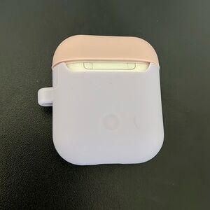 Apple Earbud Headphones in Charging Case + Silicone Skin Full Protective Cover